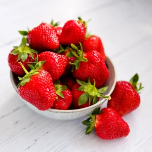 25 Eversweet Everbearing Strawberry Plants – Bare Root – High Yield Variety for Sweet Berries All Season – Outdoor Live Plants - Image 1