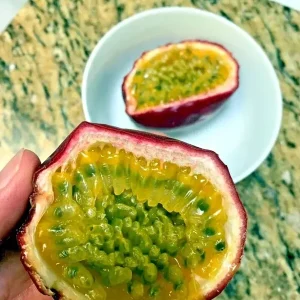 Purple Passion Fruit Seeds - Granadilla Passiflora Edulis Vine - 10 Seeds - Image 5