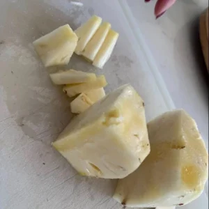 Set of 2 Sugarloaf Pineapple Plants - Live Ananas comosus - 4-6