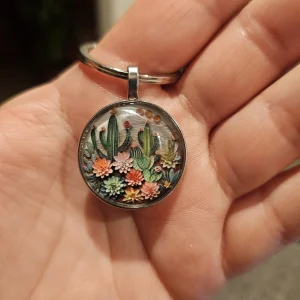 Vintage Style Cactus Keychain - Zinc Alloy Key Ring for Plant Lovers Gift - Image 1