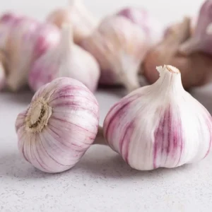 4 Red Russian Garlic Bulbs - Hardneck Garlic for Planting & Gardening - Image 1