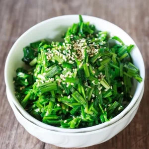 Vietnamese Chives Seeds - Heirloom Culinary Herb for Gardeners (300 Seeds) - Image 4